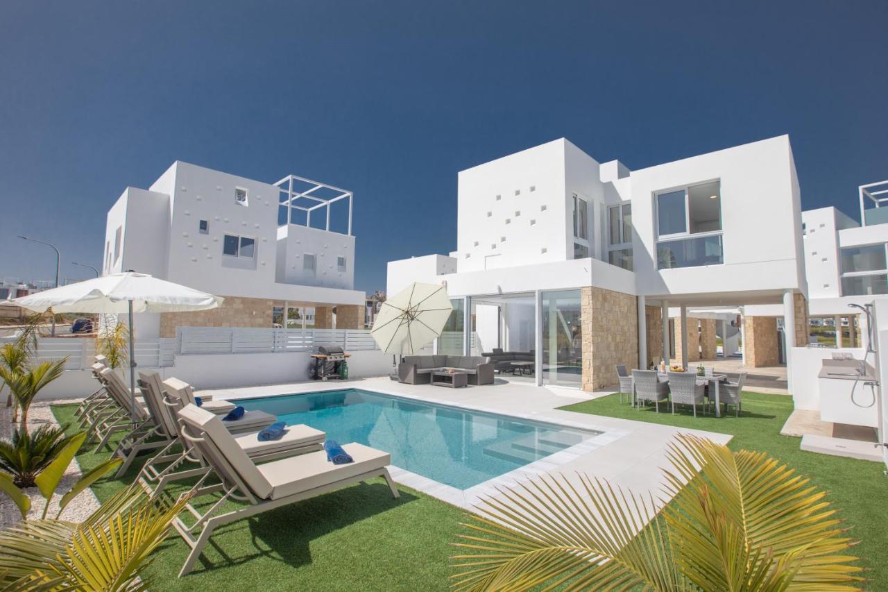 Walk To Center & Beach- Your Dream Escape, Blue Island * 普罗塔拉斯